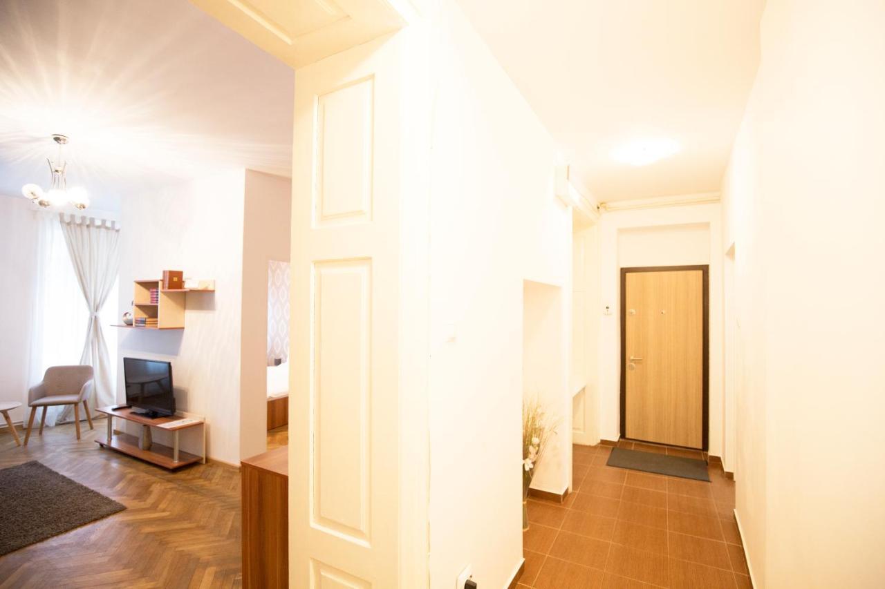 Sunny Old Town Apartment Brașov Exterior foto