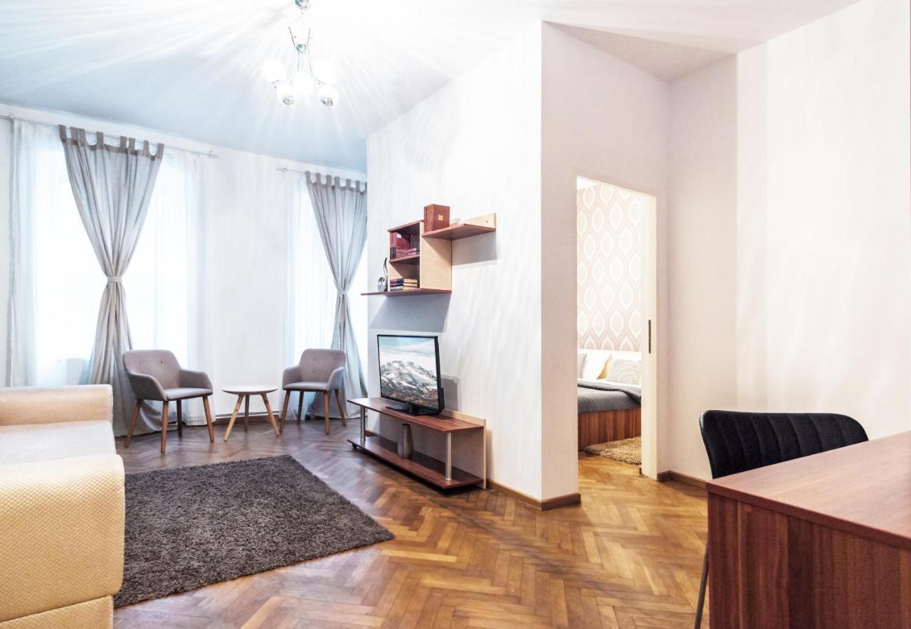 Sunny Old Town Apartment Brașov Exterior foto